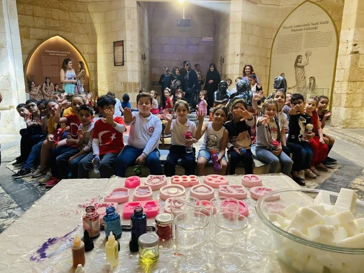 Büyükşehir, Çocuklara Sabun Yapımının İnceliklerini Öğretiyor
