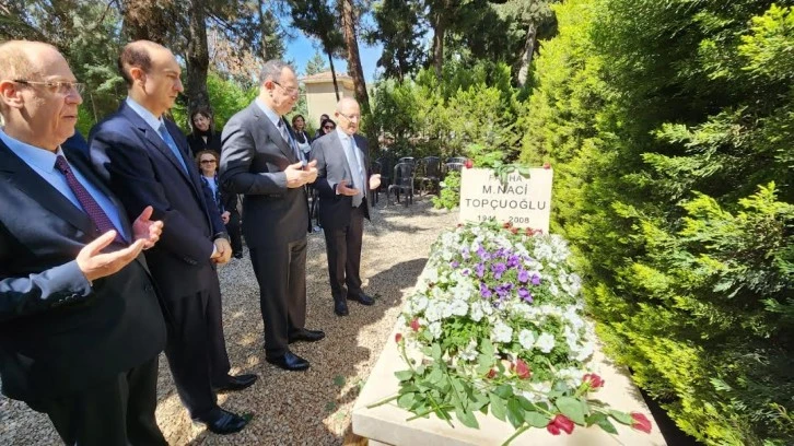 GSO Kurucu Meclis Başkanı Merhum Naci Topçuoğlu Mezarı Başında Dualarla Anıldı