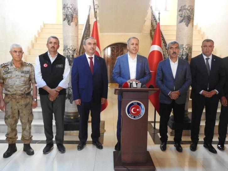 İçişleri Bakanı Ali Yerlikaya bayramın 1.nci günü sınırın sıfır noktası olan Kilis'e geldi