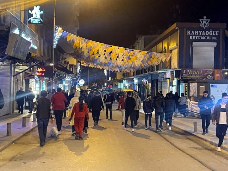 Kilis’te Ramazan geceleri hareketli geçiyor