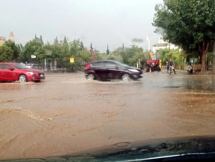 Kuraklıkla boğuşan Kilis’te yağmur derecesi 32.7 cm. oldu