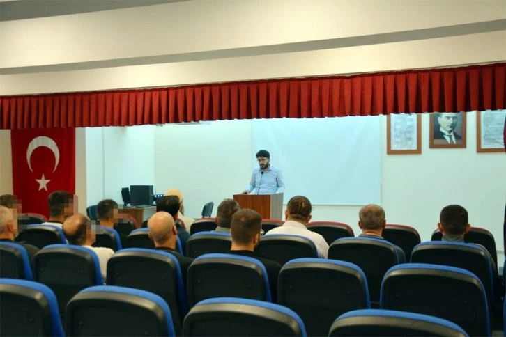 L Tipi Açık ve Kapalı Cezaevinde "Peygamberimiz İman ve İstikamet" konulu konferans düzenlendi