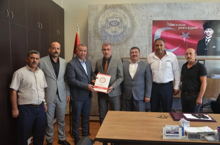 MHP İl Başkanı Yılmaz : "Kilis’e hizmet etmek için demir yumruklarımızı birleştirerek geliyoruz"