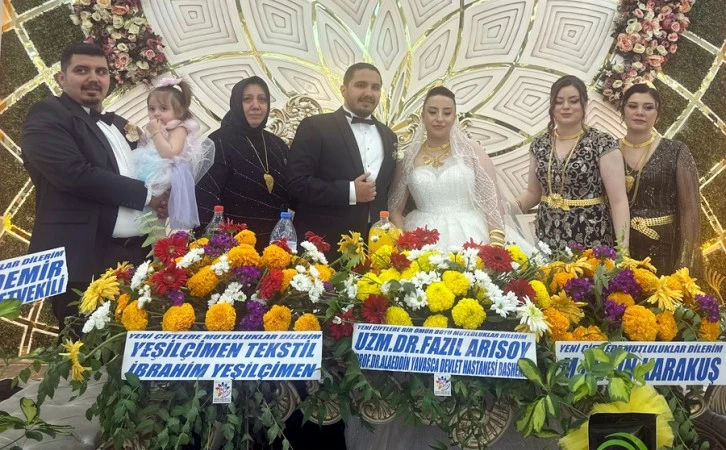 Muhteşem bir düğün töreni ile dünya evine girdiler 