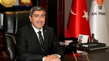 Ak Parti Gaziantep İl Başkanı Mehmet Eyup Özkeçeci  10 Ocak Çalışan Gazeteciler gününü kutladı