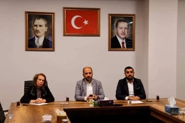 AK Parti İl Başkanı Karataş, istişare toplantısına katıldı