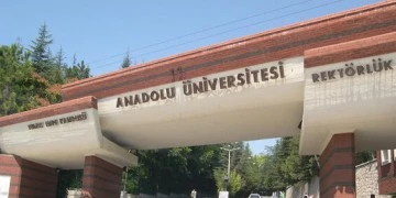 Anadolu Üniversitesi’nde 2023 yılında da tüm kontenjanlar dolu
