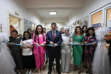 Başkan Fadıloğlu, 7 Aile Merkezindeki Serginin Açılışını Yaptı