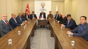 Başkan Karataş, İl Genel Meclis üyeleri ile görüştü