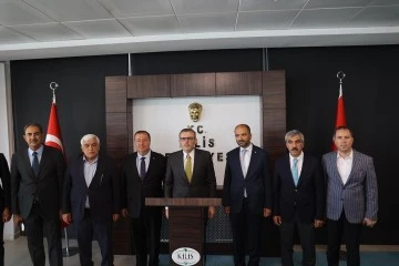 Başkan Ramazan, Mahir Ünal'a Kilis'e yapılan projelerden bahsetti