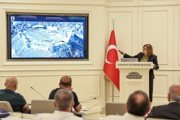 Başkan Şahin, Büyükşehir Belediye Meclisi’nde dirençli şehir çalışmalarını anlattı