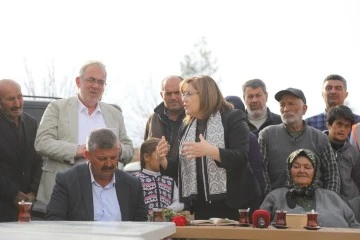 Başkan Şahin, Nurdağı’nın köylerinde yaşayan depremzedeleri dinledi