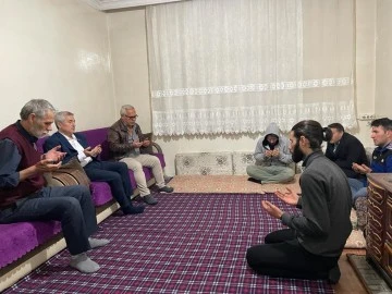 Başkan Tahmazoğlu Depremzede Aileleri Ziyaret Ediyor