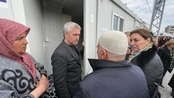 Başkan Tahmazoğlu İslahiye ve Nurdağı’nda Depremzedeleri ziyaret etti