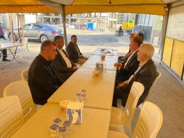 Başkanlardan MHP İl Başkanı Demir’e taziye ziyareti