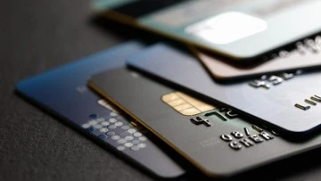 BDDK’dan kredi kartıyla taksitli harcamalara sınırlama kararı