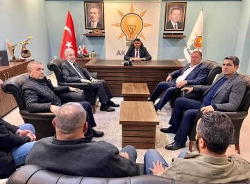 Belediye Başkanı Ramazan, AK Parti İl Başkanı Karakuş'u tebrik etti