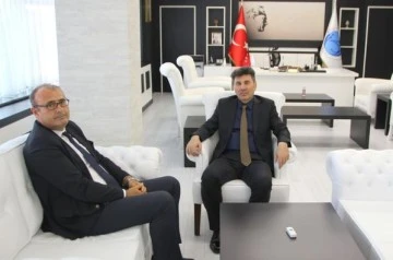 Büyükelçi Sakar, Rektör Karacoşkun’la Bir Araya Geldi