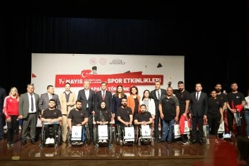 Büyükşehir, 19 Mayıs’a Özel Düzenlenen Turnuvaların Ödüllerini Dağıttı