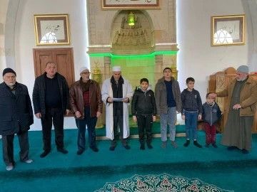Çocuklar yarıyıl tatilini camide geçirdi