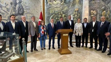 Cumhurbaşkanı Yardımcısı Cevdet Yılmaz Gaziantep Valiliği'ni ziyaret etti