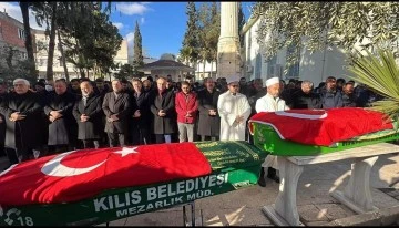 Depremde hayatlarını kaybeden Çetin Kardeşlerin Cenaze törenine Ticaret Bakanı Mehmet Muş’ta katıldı