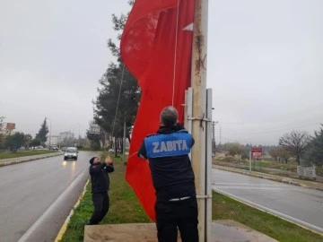 Dev Türk bayrağı değişimi