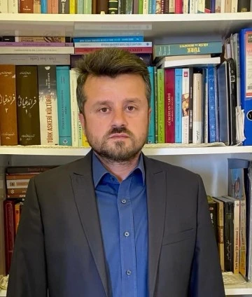 Dr. Öğr. Üyesi Hasan Yenidoğan, TRT GAP Radyosu’na Konuk Oldu