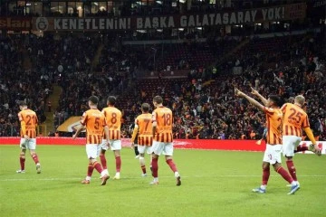 Galatasaray farklı turladı