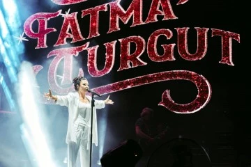 Gastroantep Festivalinin ilk gününde Fatma Turgut sahne aldı