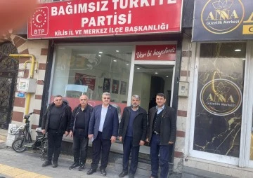 Gazeteciler Özkar'ı ziyaret etti 