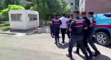 Gaziantep'te bıçaklı kavga: 12 kişi yaralandı, 4 şüpheli tutuklandı