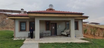 Gaziantep'te depremzedelere 14 akıllı konut ve 132 iş yeri teslim edildi