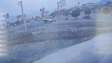 Gaziantep'te kaza anı, güvenlik kamerasına yansıdı