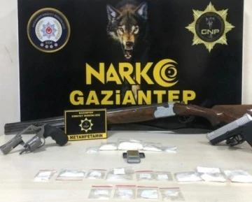 Gaziantep'te uyuşturucu operasyonu: 30 şahıs tutuklandı