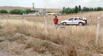 Gaziantep’te yoldan çıkan otomobil tarlaya uçtu: 1 yaralı