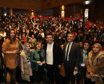 Genç Gaziantep Mobil uygulaması 2022’de Gençlerin beğenisini topladı