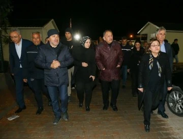 Genel Başkan Yardımcısı Özhaseki, Depremden Etkilenen İlçeleri Ziyaret Etti
