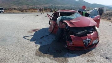 Hatay-Kilis Karayolunda kaza : 1 ölü 1 yaralı
