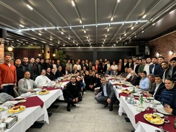 İstanbul Kilis Vakfından öğrencilerle geleneksel iftar yemeği