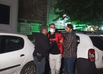 İzmir’de bıçaklı kavga: 1 ağır yaralı
