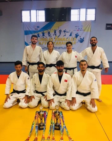 Kilis 7 Aralık Üniversitesi Judo Takımı Türkiye Şampiyonası’nda Madalyaları Topladı