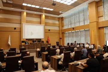 Kilis Belediye Meclisinin toplantısına Vali Soytürk'te katıldı