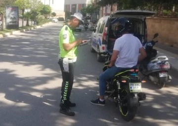 Kilis’te motosiklet sürücülerine yönelik uygulamalar devam ediyor 