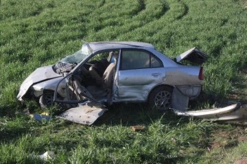 Kilis’te otomobil şarampole uçtu: 3 ağır yaralı