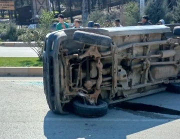 Kilis'te trafik kazası: 3 yaralı