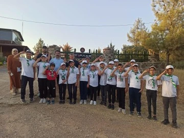 Minik İzciler Resul Osman Dağı Mesire alanında çevre temizliği yaptı