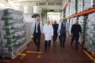 Necmettin Şekeroğlu, MHP’nin Fabrikaya ziyaretinde konuştu! Yaşadığımız süreç Kilis’in İhracatta Yüzyılı olabilir”