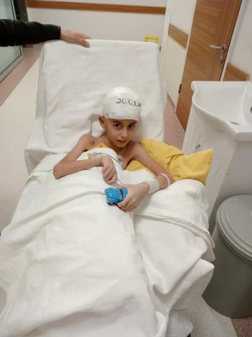 Pansuman için hastaneye götürülen çocuğun kafasından mermi çıktı