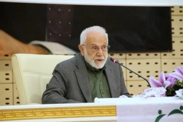 Prof.Dr. İhsan Süreyya Sırma KİYÜ’de, “Günümüzde Müslümanlar Neden Bu Halde?” konferansını verdi